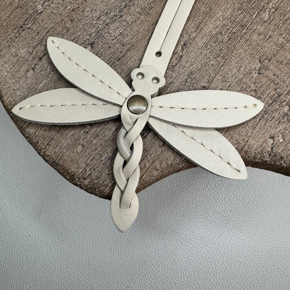 Portland Leather Dragonfly Charm BONe FAST SHIP Neutral Purse Charm NEW! - Picture 4 of 5